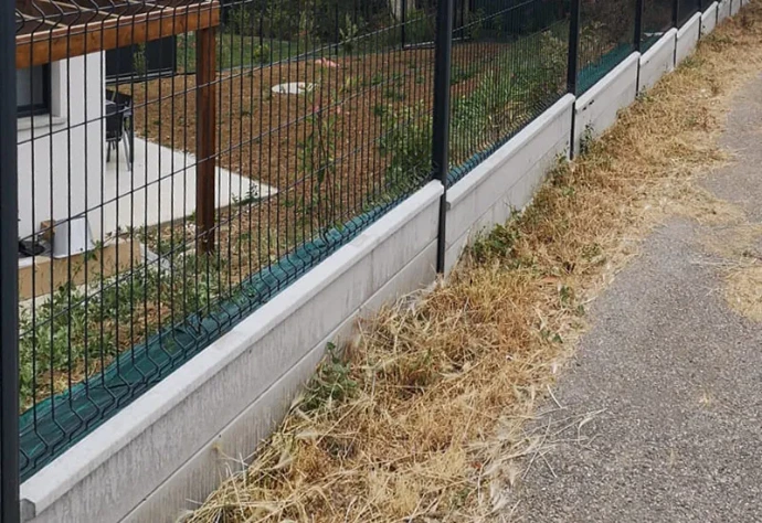 Clôture Semi-dur – Soubassement en agglos